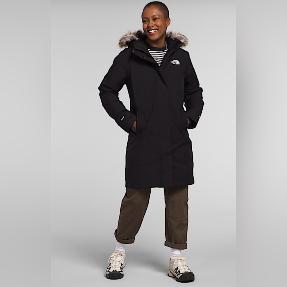 NWT North Face Women's Arctic Parka- Small-Black